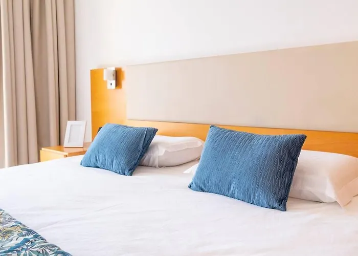 Sarah's By Galmi * Caniço