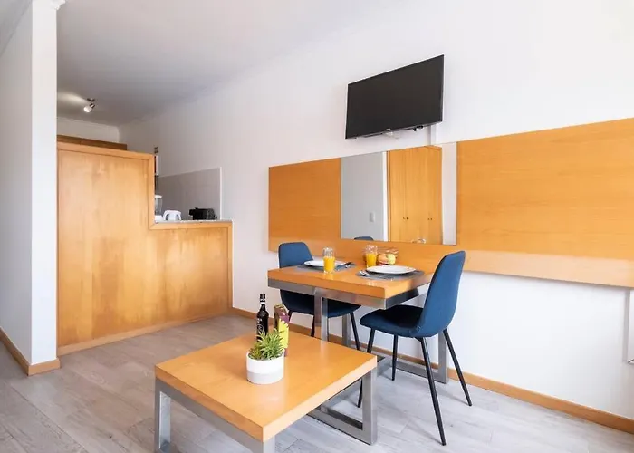 Sarah's By Galmi Διαμέρισμα Caniço